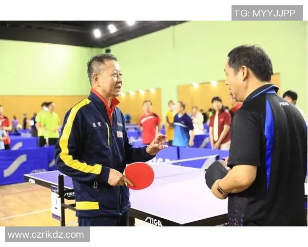 冠军教练亲授战术秘诀，球员大呼受益匪浅